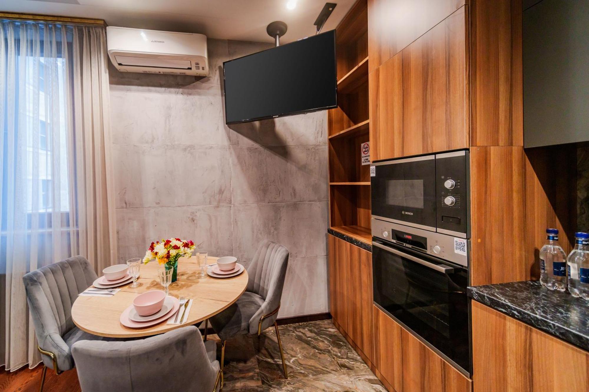 Arch Apart Hotel Erywań Pokój zdjęcie